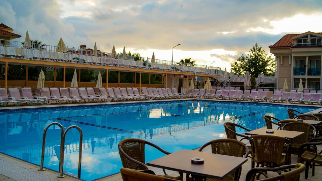 Aes Club Hotel Oludeniz Exterior photo