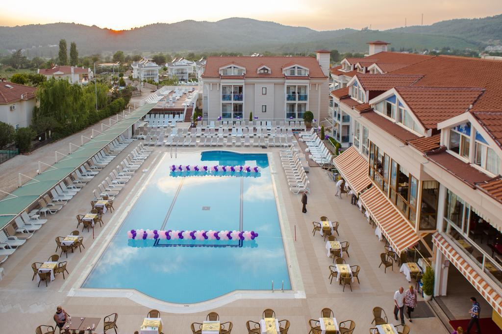 Aes Club Hotel Oludeniz Exterior photo